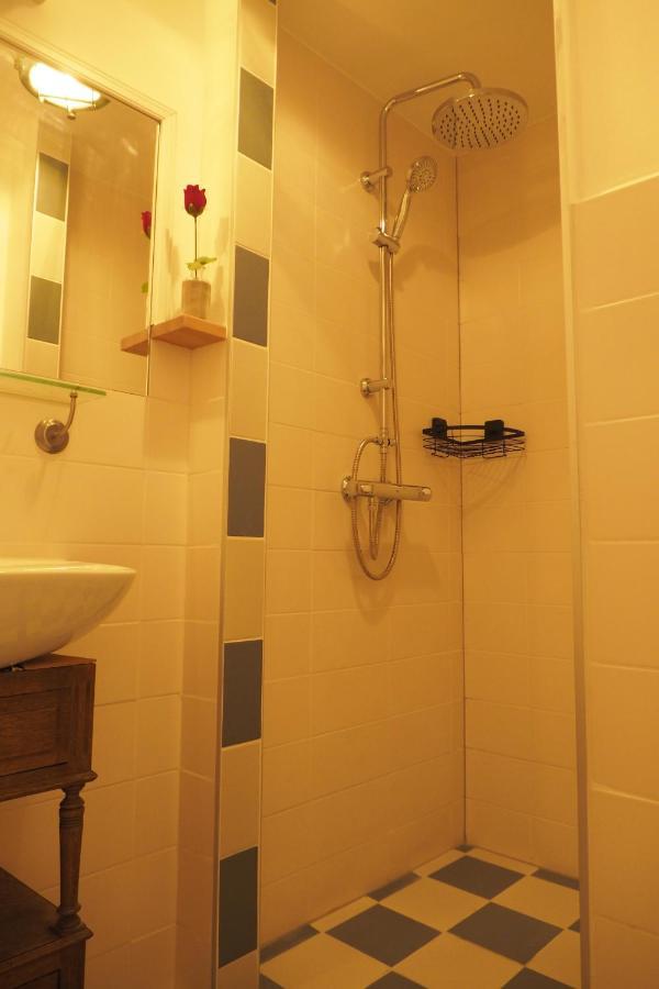 B&B Bureau Warmoesstraat เดนบวร์ก ภายนอก รูปภาพ