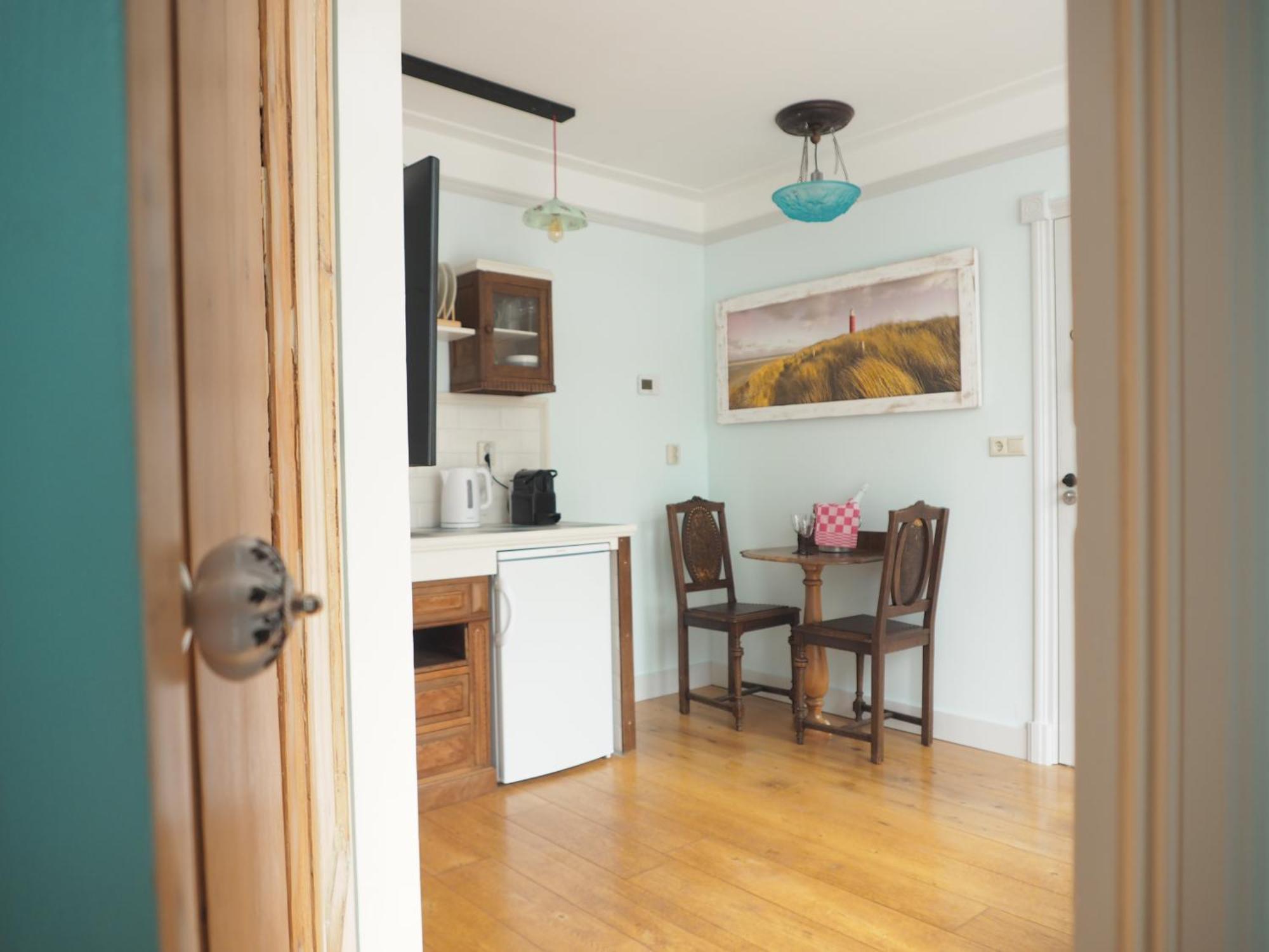 B&B Bureau Warmoesstraat เดนบวร์ก ภายนอก รูปภาพ
